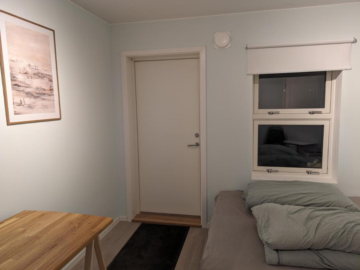 Studio Close To Downtown Tromso Luaran gambar